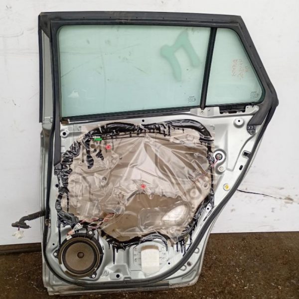 Porta / Portiera Posteriore Destra Toyota Avensis 2009 – 2011