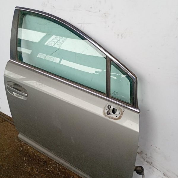 Porta / Portiera Anteriore Destra Toyota Avensis 5p 2009 – 2011