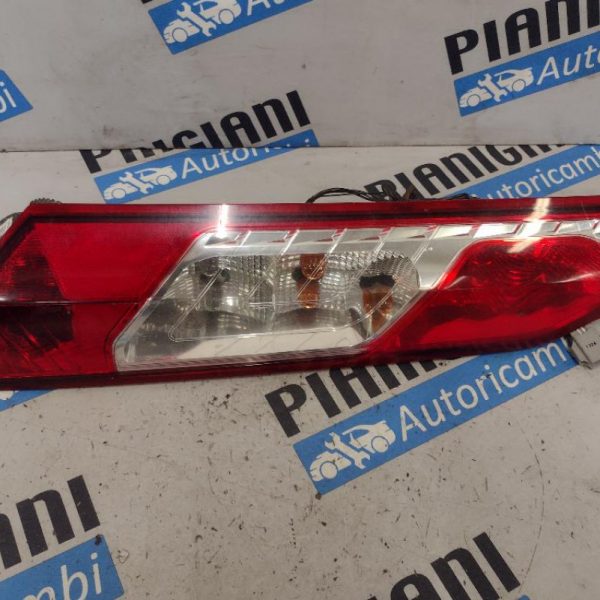 Faro / Fanale Posteriore Sinistro Ford Transit Connect 2017