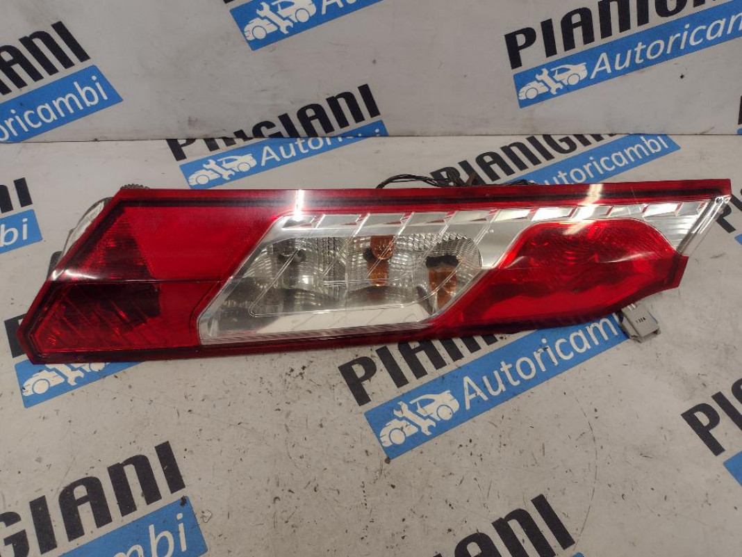 Faro / Fanale Posteriore Sinistro Ford Transit Connect 2017
