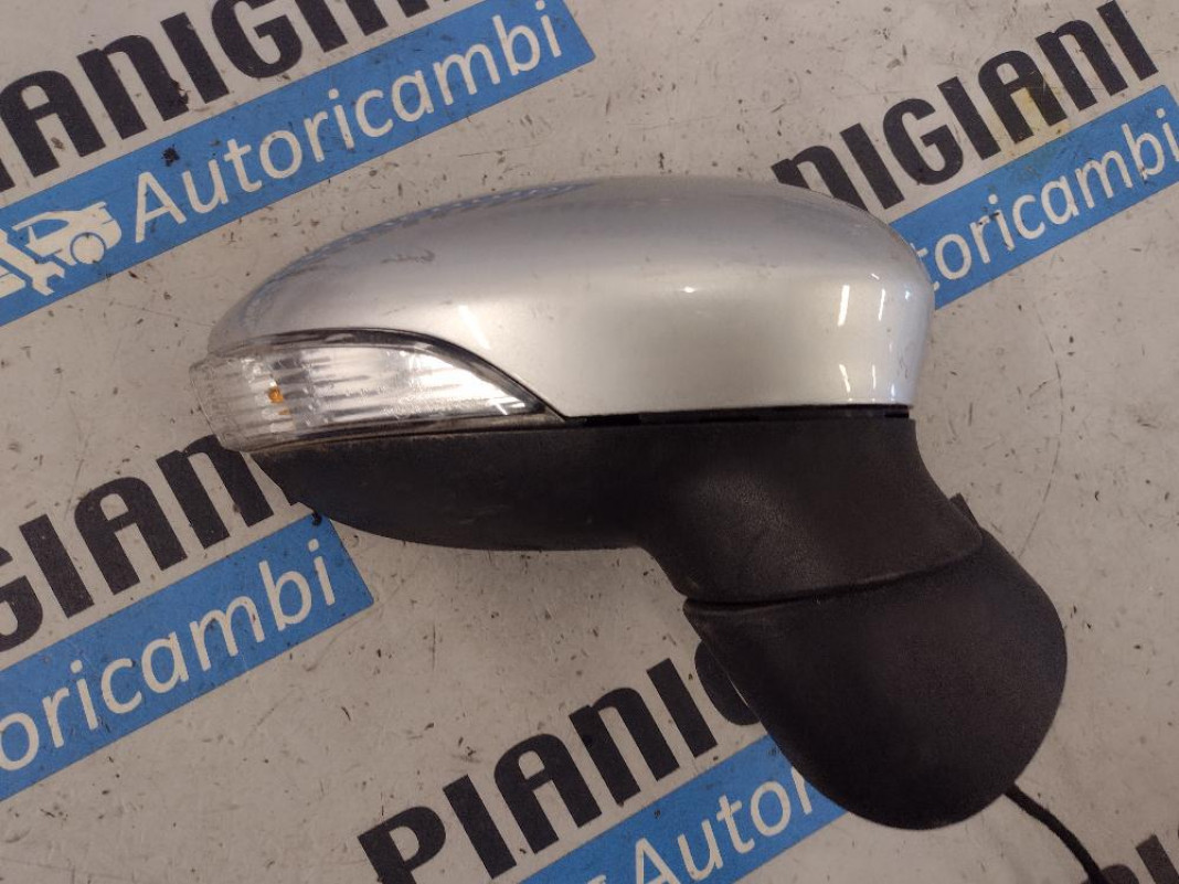 Specchietto / Retrovisore Destro Ford Fiesta 2010