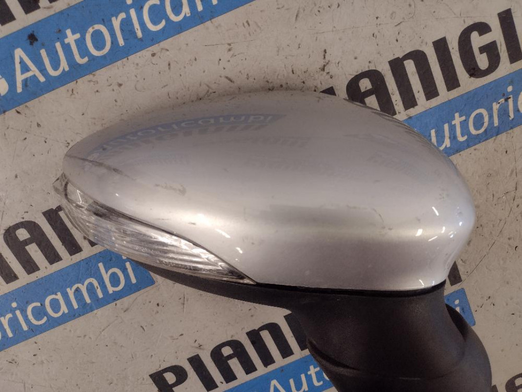 Specchietto / Retrovisore Destro Ford Fiesta 2010