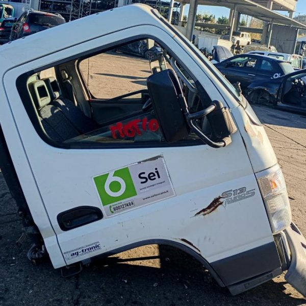 Cabina completa Mitsubishi Fuso Anno 2010 | SOLO RITIRO IN SEDE