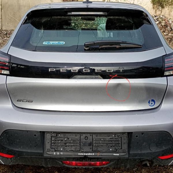 Peugeot 208 STYLE Anno 2024 | Veicolo Intero | SOLO PER RICAMBI