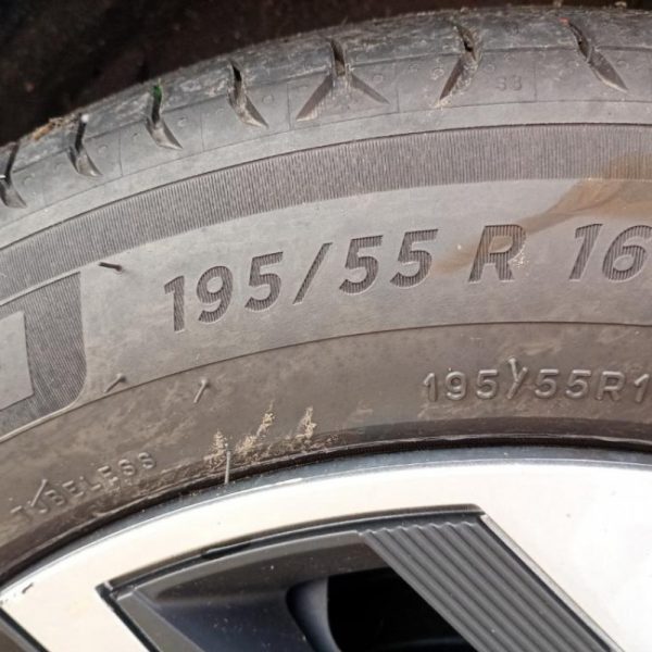 Peugeot 208 STYLE Anno 2024 | Veicolo Intero | SOLO PER RICAMBI