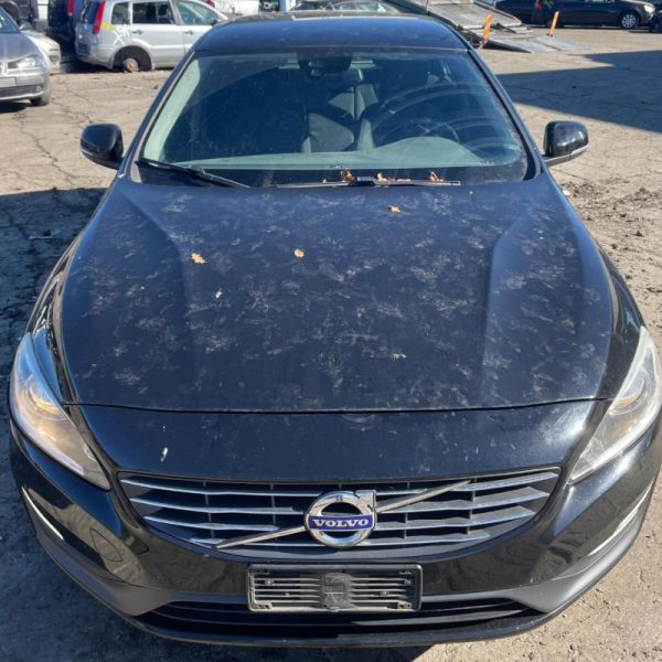 Volvo V60 Anno 2014 | Veicolo Intero | SOLO PER RICAMBI