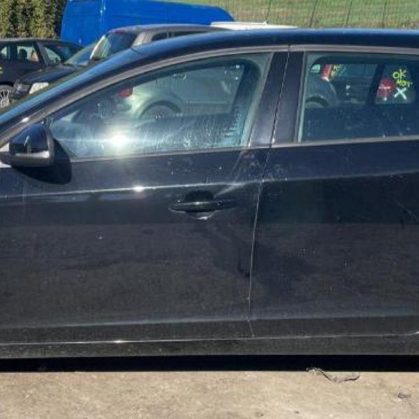 Volvo V60 Anno 2014 | Veicolo Intero | SOLO PER RICAMBI