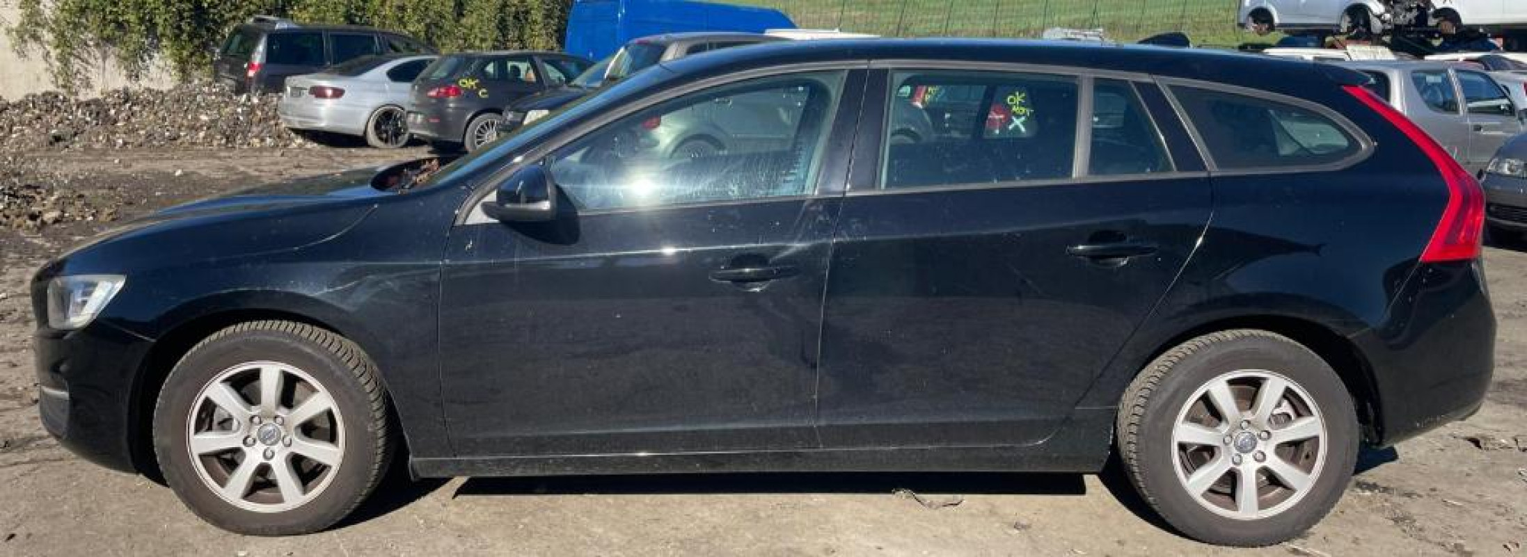 Volvo V60 Anno 2014 | Veicolo Intero | SOLO PER RICAMBI