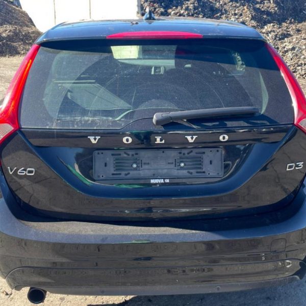 Volvo V60 Anno 2014 | Veicolo Intero | SOLO PER RICAMBI