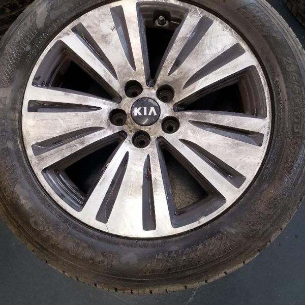5 Cerchi in Lega Kia Sportage 18″ 2014