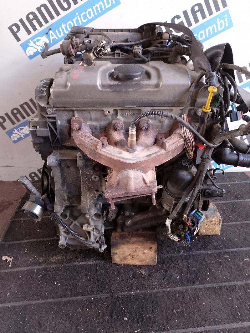 Motore Citroen C3 HFX 186.000 Km