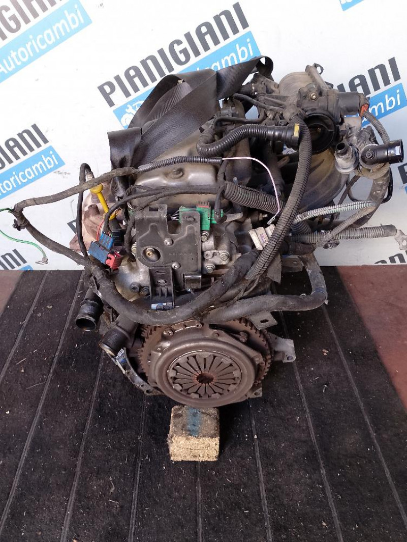 Motore Citroen C3 HFX 186.000 Km
