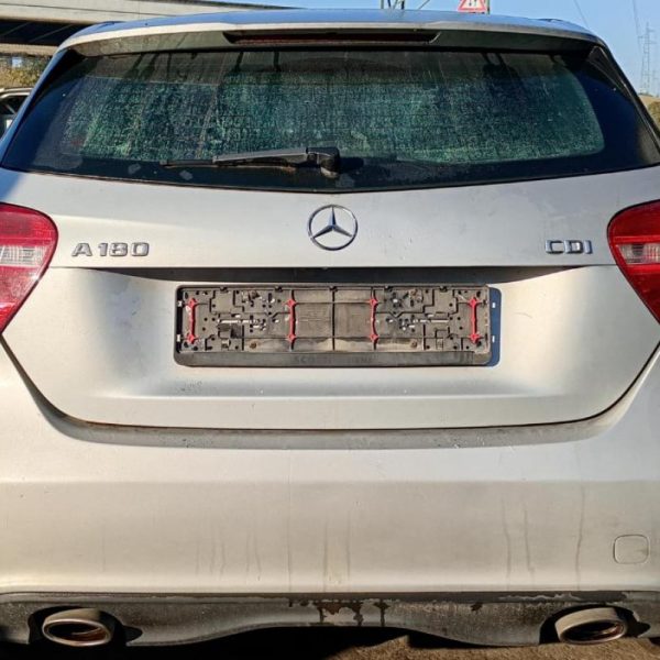 Mercedes Classe A W176 Anno 2013 | Veicolo Intero | SOLO PER RICAMBI