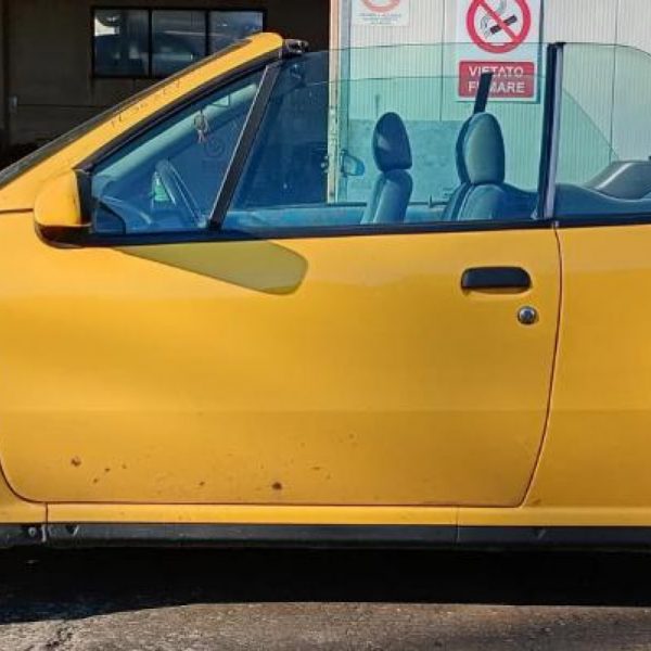 Fiat Punto Cabrio Anno 1999 | Veicolo Intero | SOLO PER RICAMBI
