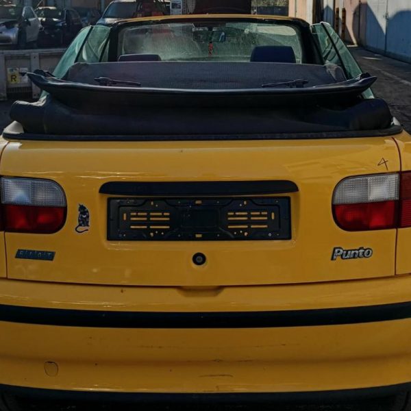 Fiat Punto Cabrio Anno 1999 | Veicolo Intero | SOLO PER RICAMBI