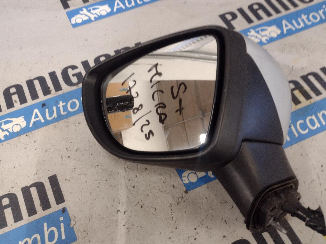 Specchietto Sinistro Nissan Micra 2019