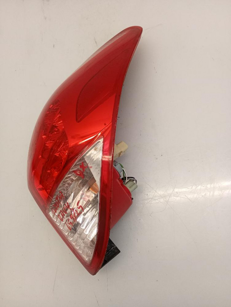 Faro / Fanale Posteriore Destro Toyota RAV4 3a Serie 5p 2005 – 2010