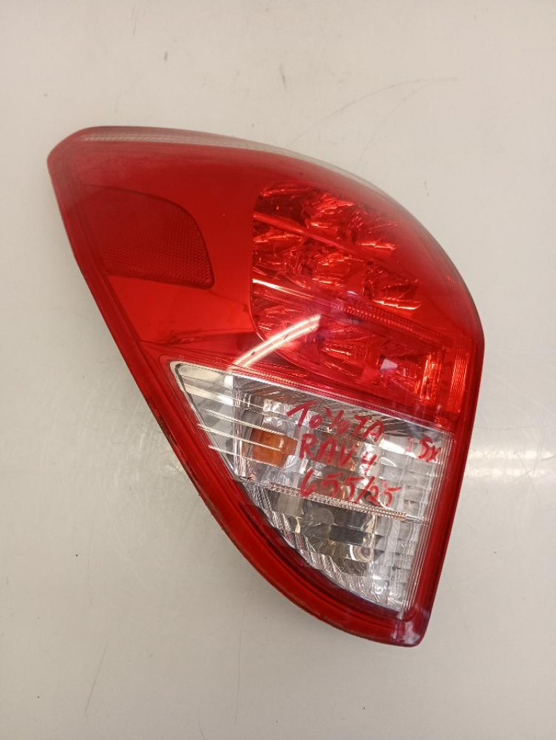 Faro / Fanale Posteriore Sinistro Toyota RAV4 3a Serie 5p 2005 – 2010