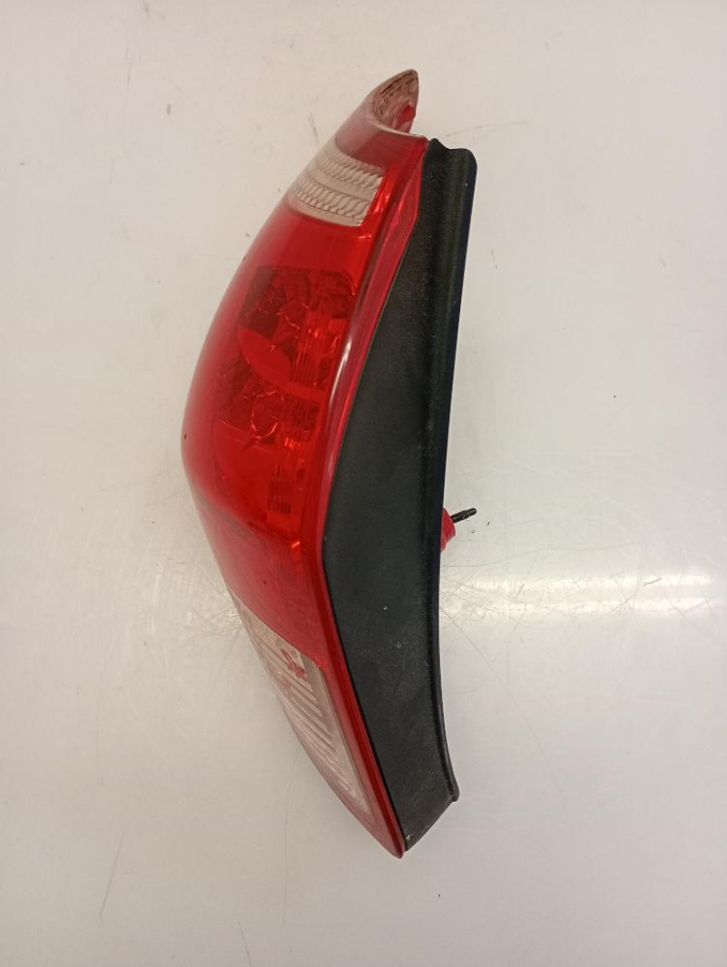 Faro / Fanale Posteriore Sinistro Toyota RAV4 3a Serie 5p 2005 – 2010