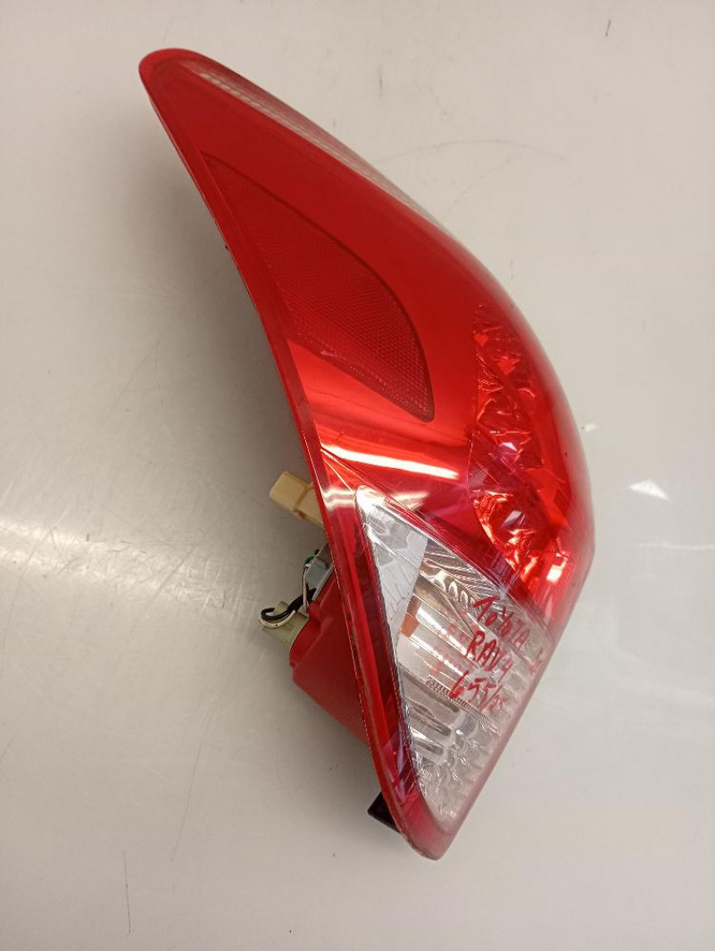 Faro / Fanale Posteriore Sinistro Toyota RAV4 3a Serie 5p 2005 – 2010