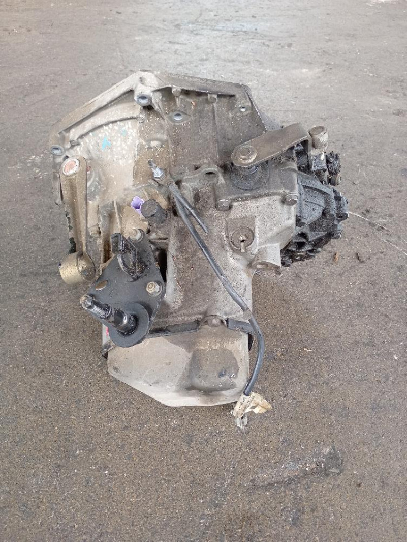 Cambio manuale 5 marce Peugeot 206 1.4 55 KW KFW 2002 – 2009