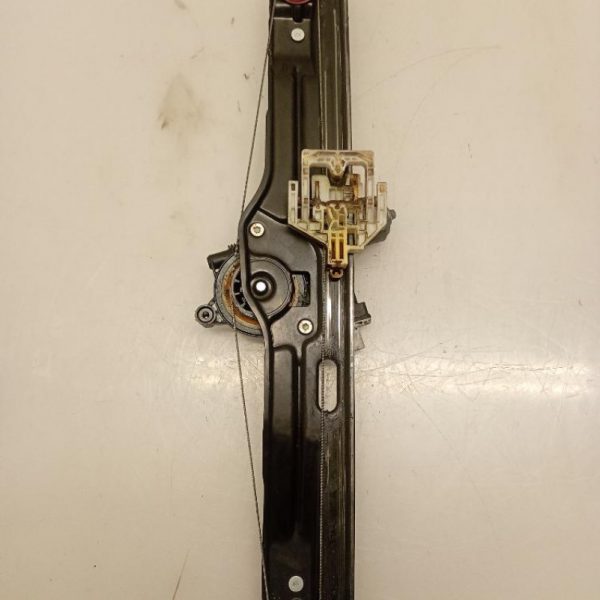 Motorino Alzavetro Anteriore Sinistro Fiat 500L 2012 – 2020