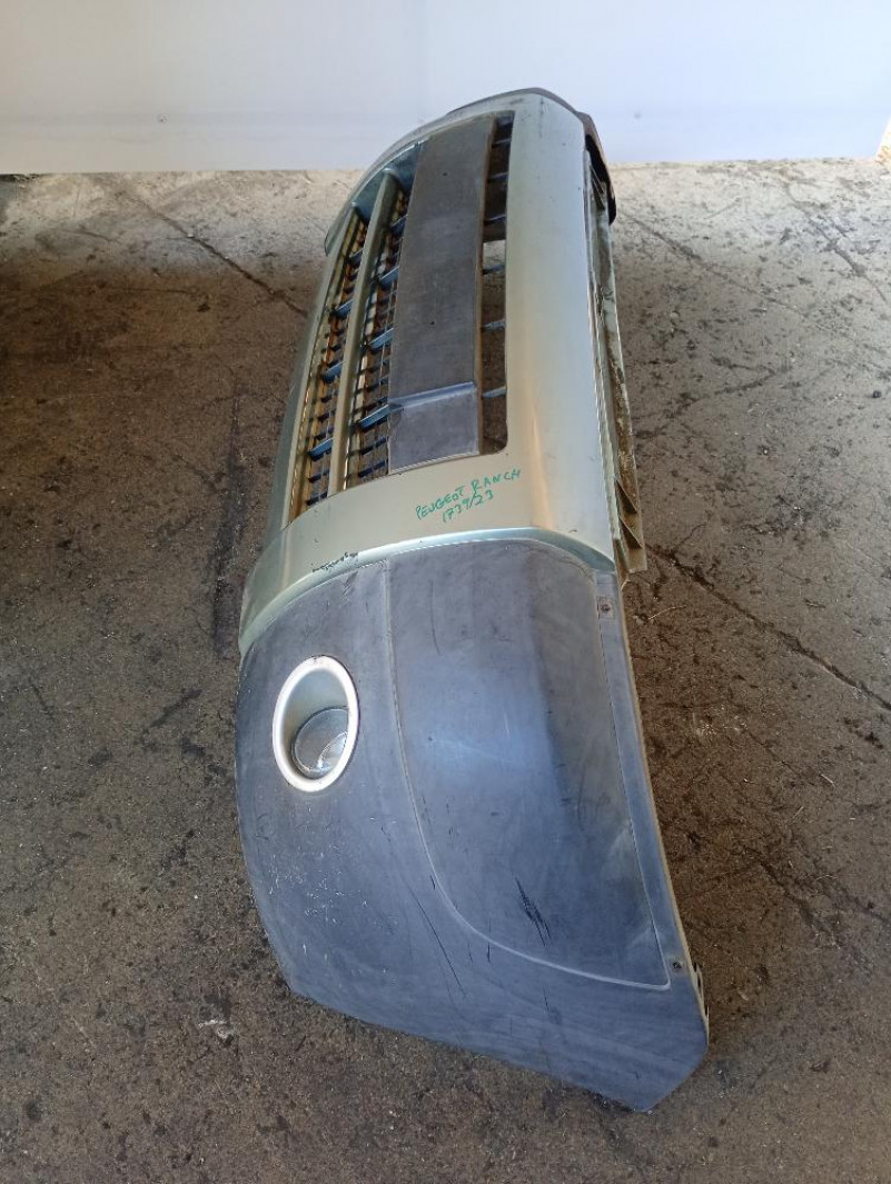 Paraurti Anteriore Peugeot Ranch 2002 – 2008