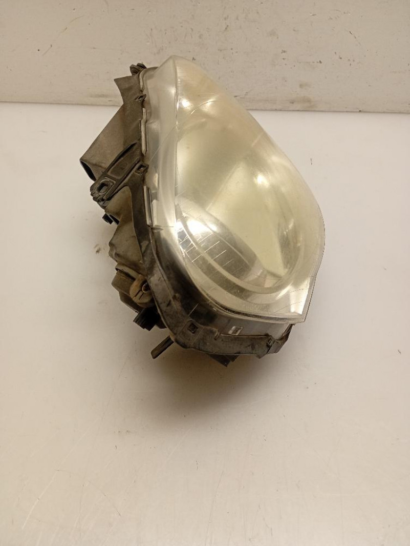 Faro / Proiettore / Fanale Anteriore Destro Volkswagen Polo 9N Restyling 2005 – 2009