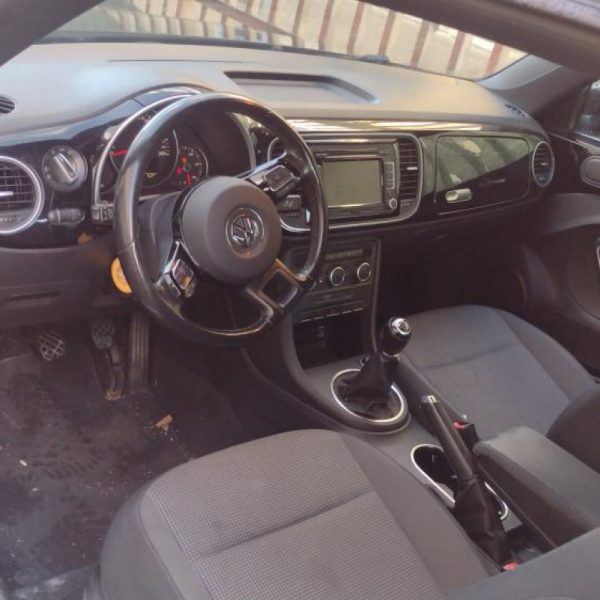 Volkswagen Maggiolino New Beetle VEICOLO SOLO PER RICAMBI 2012
