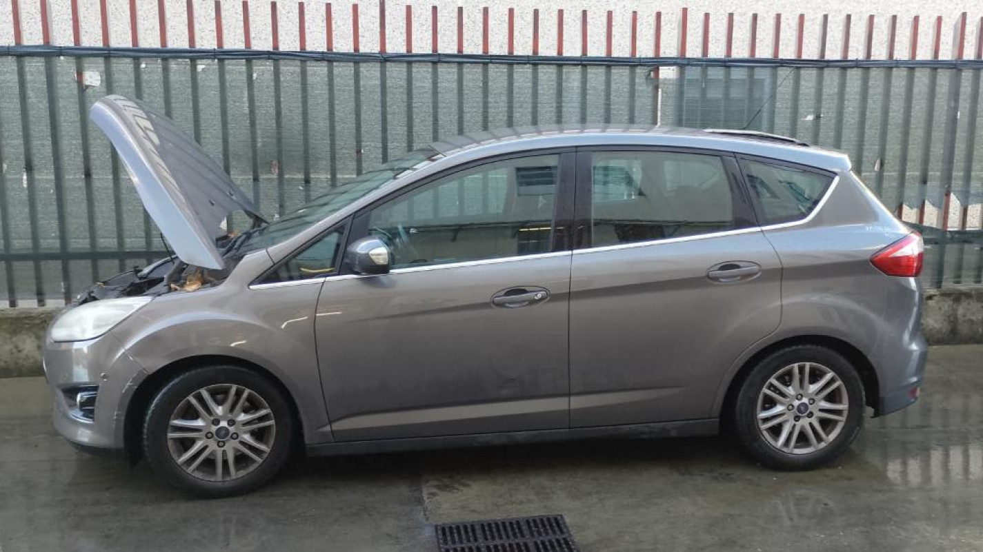 Ford C-Max 2012 VEICOLO INTERO SOLO PER RICAMBI
