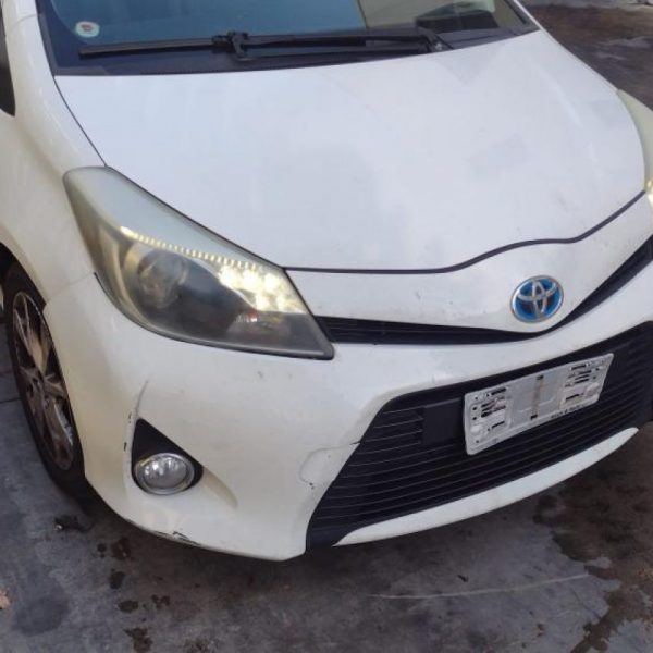 Toyota Yaris Hybrid 2012 VEICOLO INTERO PER RICAMBI