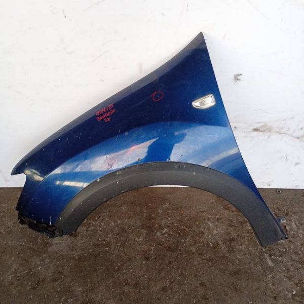 Parafango Anteriore Sinistro Dacia Sandero 2017 – 2020