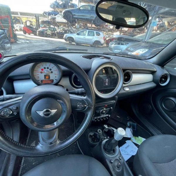 Mini Cooper R56 LCI Anno 2011 | Veicolo Intero | SOLO PER RICAMBI