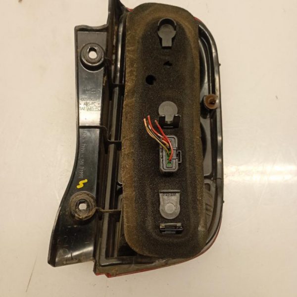 Faro / Fanale Posteriore Sinistro Nissan Micra K12 2007 – 2010