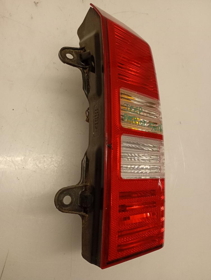 Faro / Fanale Posteriore Destro Jeep Patriot 2007 – 2010