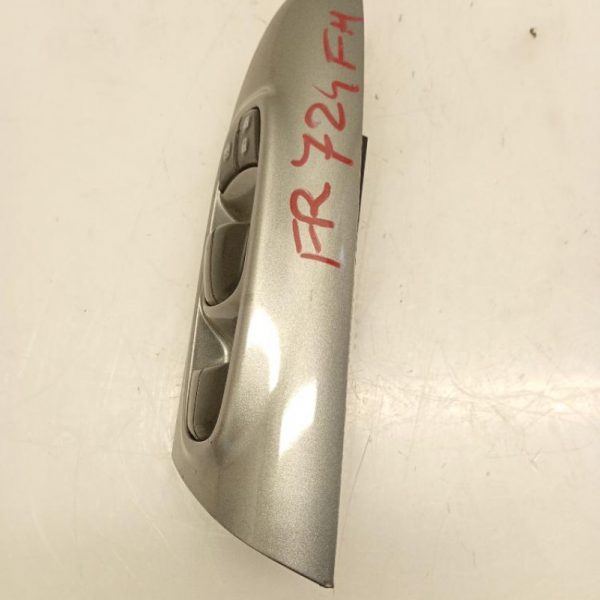 Pulsantiera Anteriore Sinistra Nissan Juke 2012 – 2020