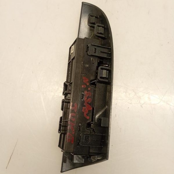 Pulsantiera Anteriore Sinistra Nissan Juke 2012 – 2020