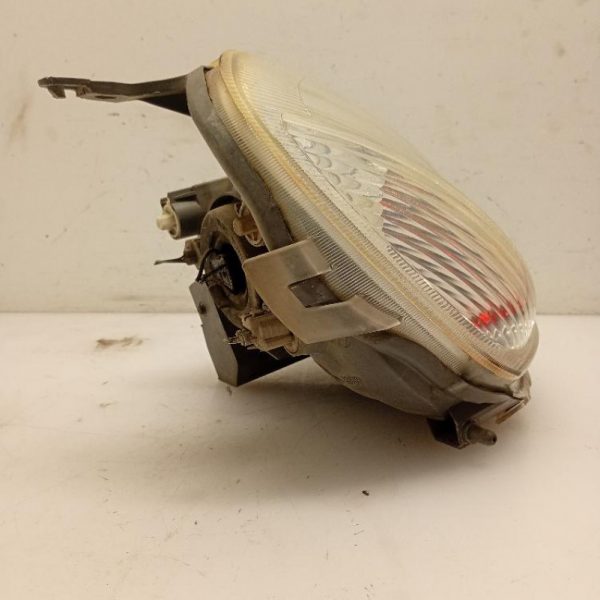 Faro / Fanale / Proiettore Anteriore Destro Toyota Yaris 2003 – 2005