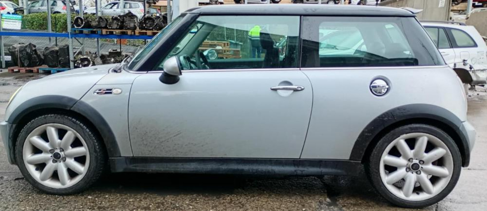 Mini Cooper S R50/53 Anno 2002 | Veicolo Intero | SOLO PER RICAMBI