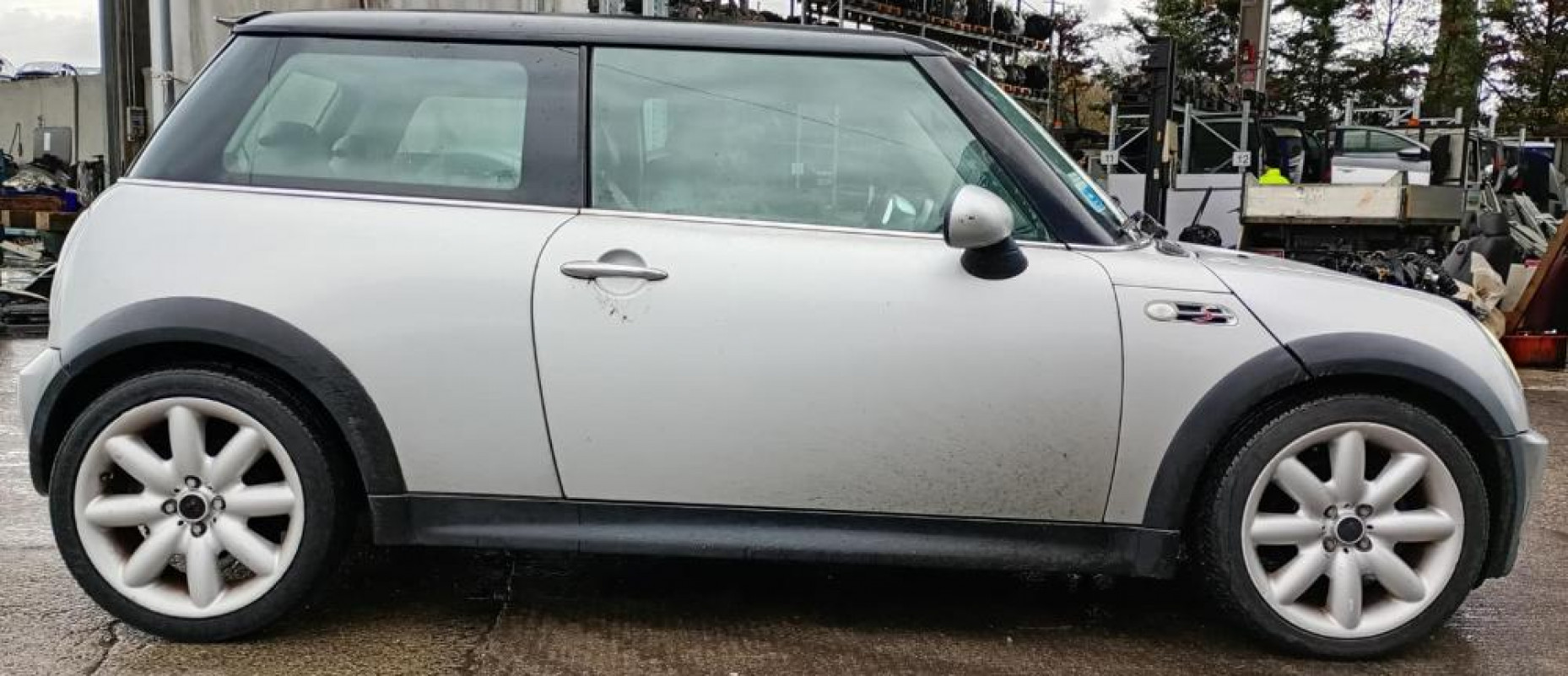 Mini Cooper S R50/53 Anno 2002 | Veicolo Intero | SOLO PER RICAMBI