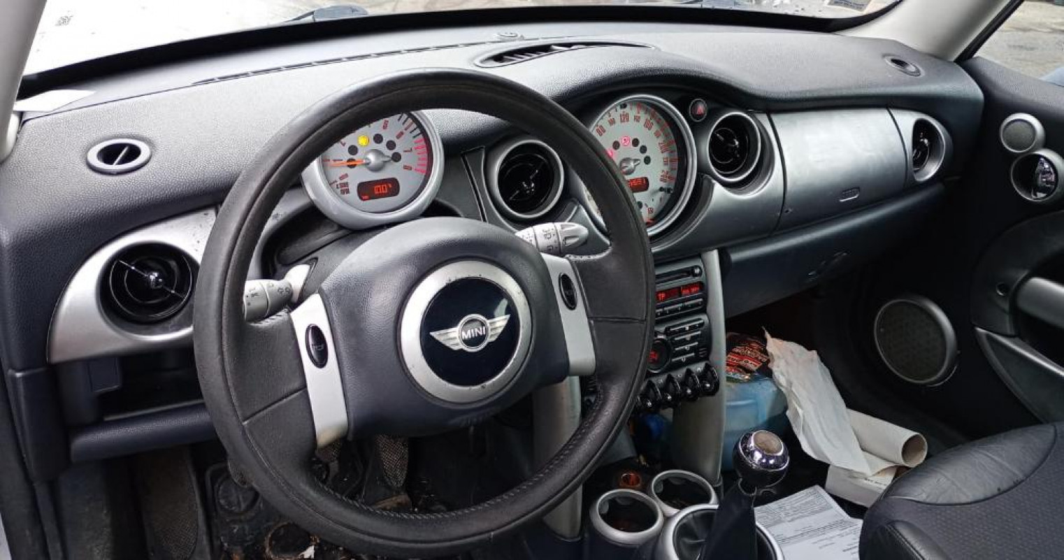 Mini Cooper S R50/53 Anno 2002 | Veicolo Intero | SOLO PER RICAMBI