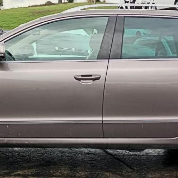 Skoda Superb (3T) SW Anno 2010 | Veicolo Intero | SOLO PER RICAMBI