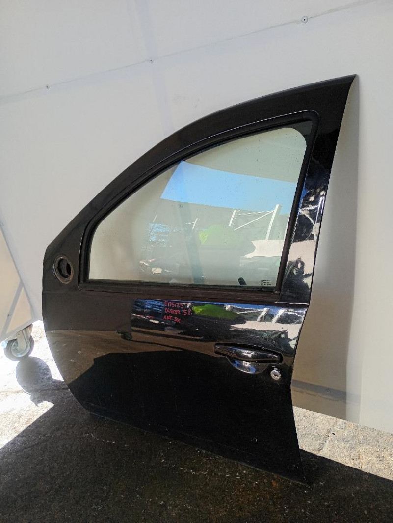 Porta / Portiera Anteriore Sinistra Dacia Duster 2010 – 2013