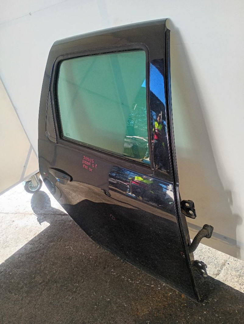Porta / Portiera Posteriore Sinistra Dacia Duster 2010 – 2013