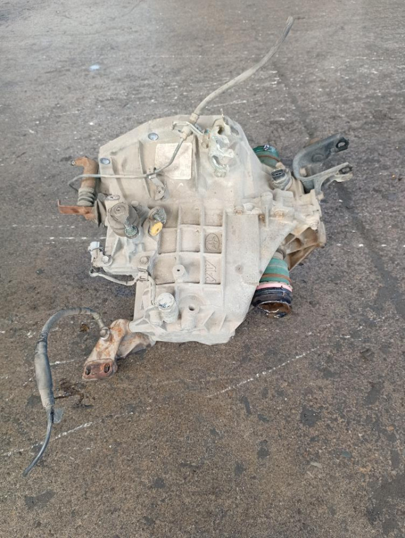 Cambio manuale 5 marce Toyota Yaris 1.0 50 KW 1SZFE 1999 – 2003