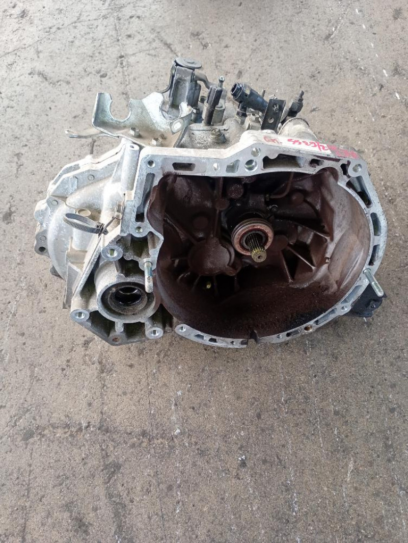 Cambio manuale 6 marce Suzuki SX4 2WD 1.6 DDiS 16V 66 kw 9HX 2006 – 2014