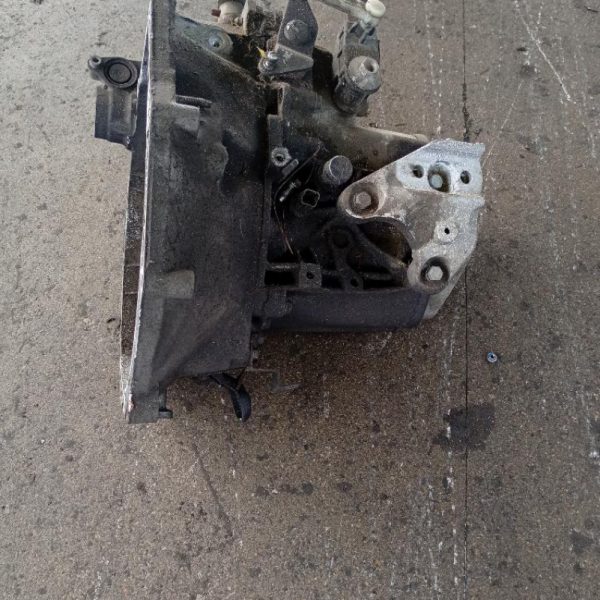 Cambio manuale 5 marce Peugeot 207 1.4 HDi 50 KW 8HR 2009 – 2013