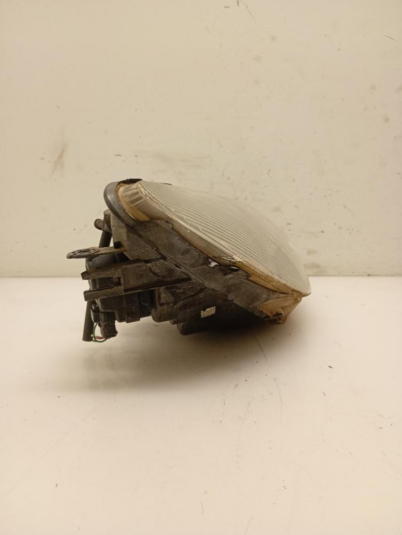 Faro / Fanale / Proiettore Anteriore Sinistro Peugeot 206 2002 – 2009