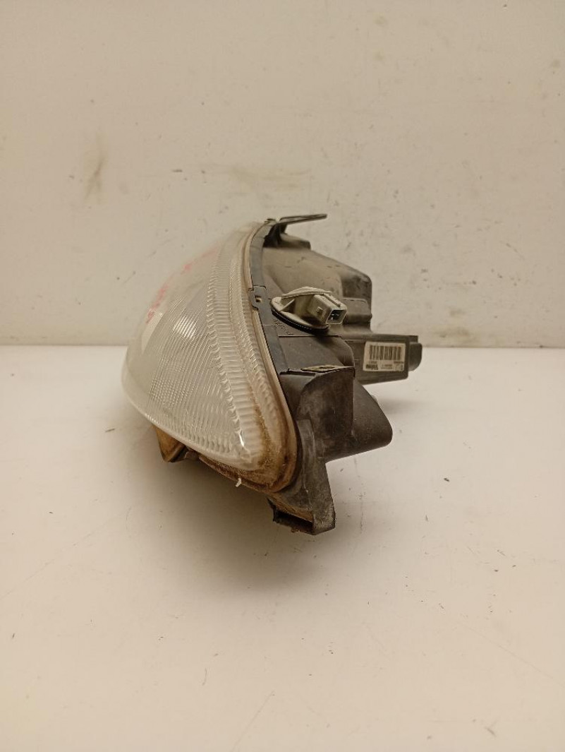 Faro / Fanale / Proiettore Anteriore Sinistro Peugeot 206 2002 – 2009