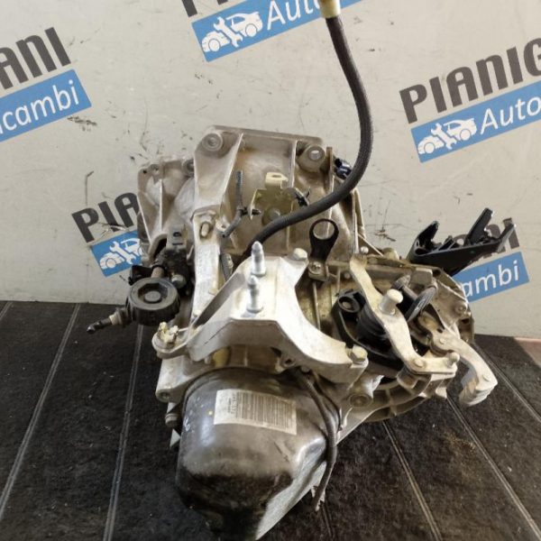 Cambio Dacia Sandero B4DB4
